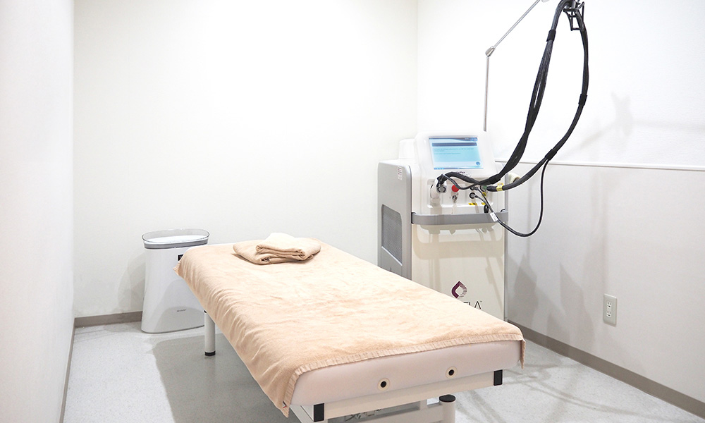 メンズルシア岡山院 施術室