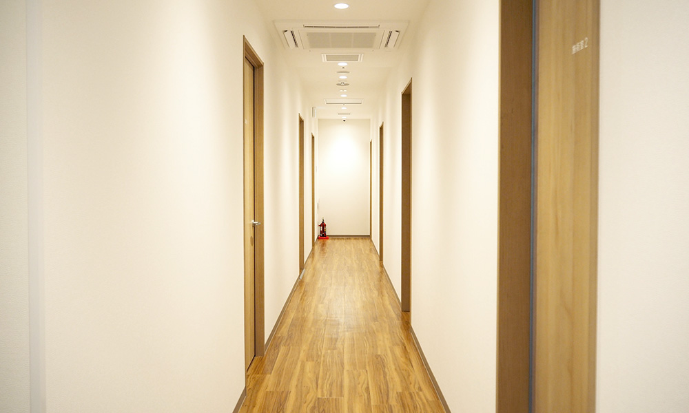 メンズルシア岡山院 内観