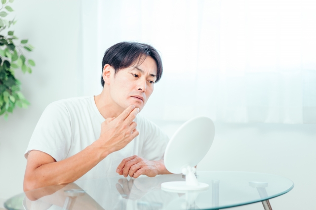 ヒゲの永久脱毛はしないほうがいい？後悔の声を調査